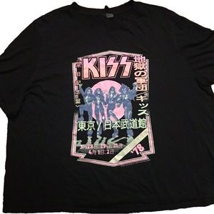 Kiss Band Tee